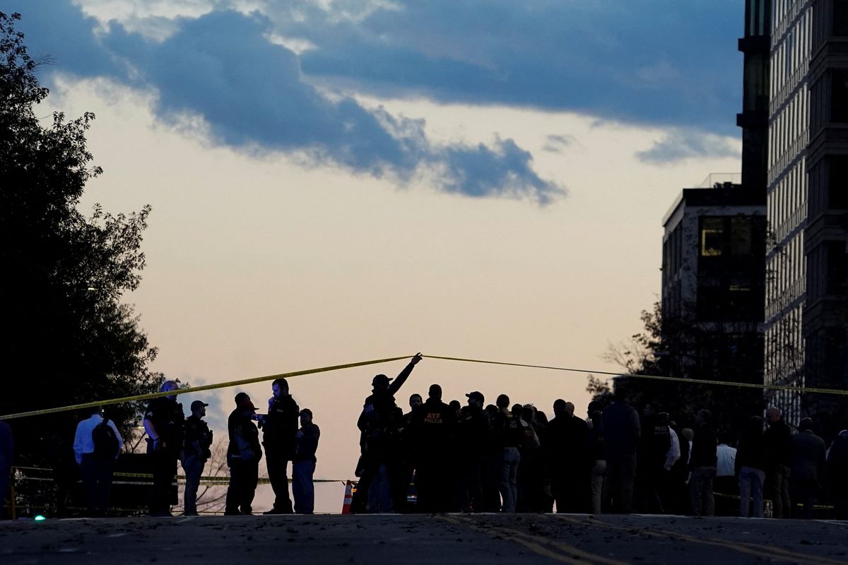 Deux membres de la Garde nationale touchés par des tirs à Washington