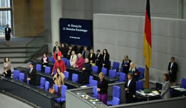 Allemagne: Le Parlement adopte le budget 2026, 180 milliards d'euros de dette supplémentaire