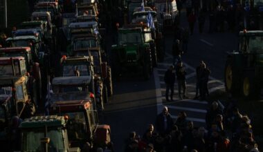 Des agriculteurs grecs protestent contre un retard de versement des subventions de l'UE