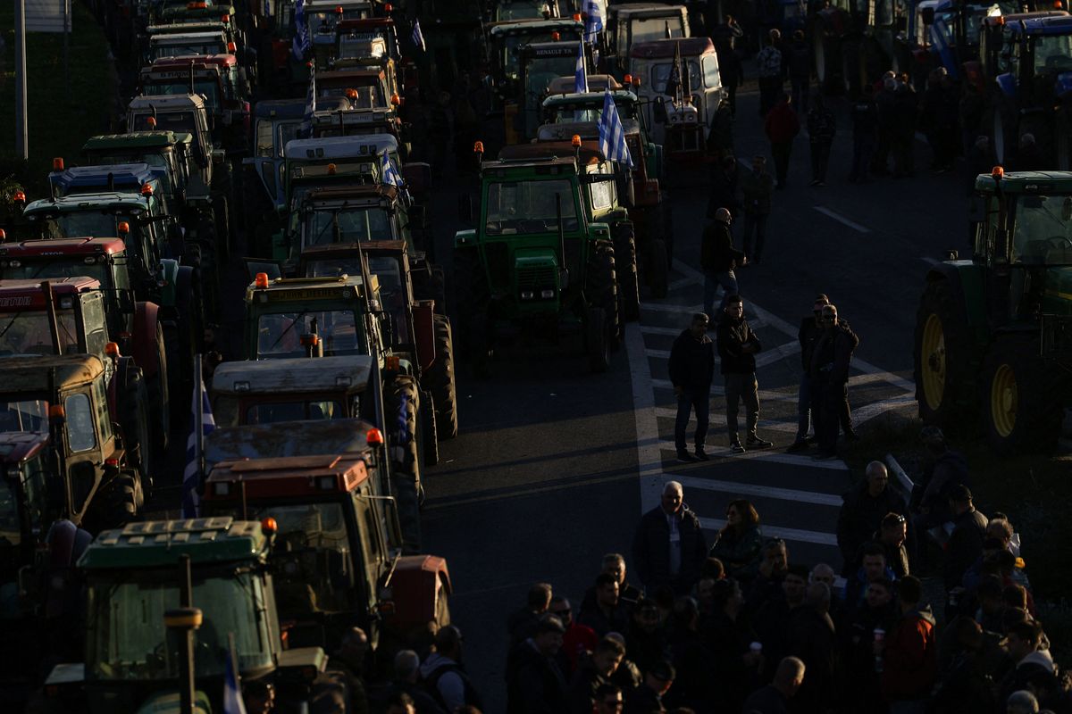 Des agriculteurs grecs protestent contre un retard de versement des subventions de l'UE