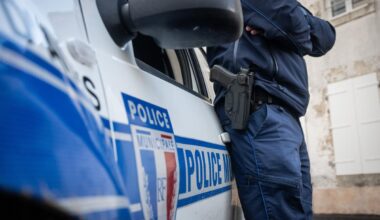 le maire sortant veut armer la police municipale, une partie de la gauche dénonce « une course aux voix de l’extrême droite »