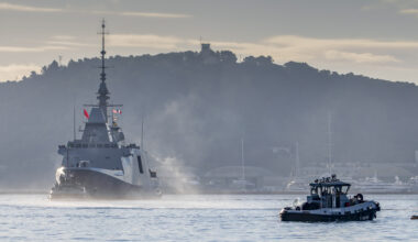 La frégate marocaine Mohammed VI arrive à Toulon pour participer à l’exercice Chebec 25