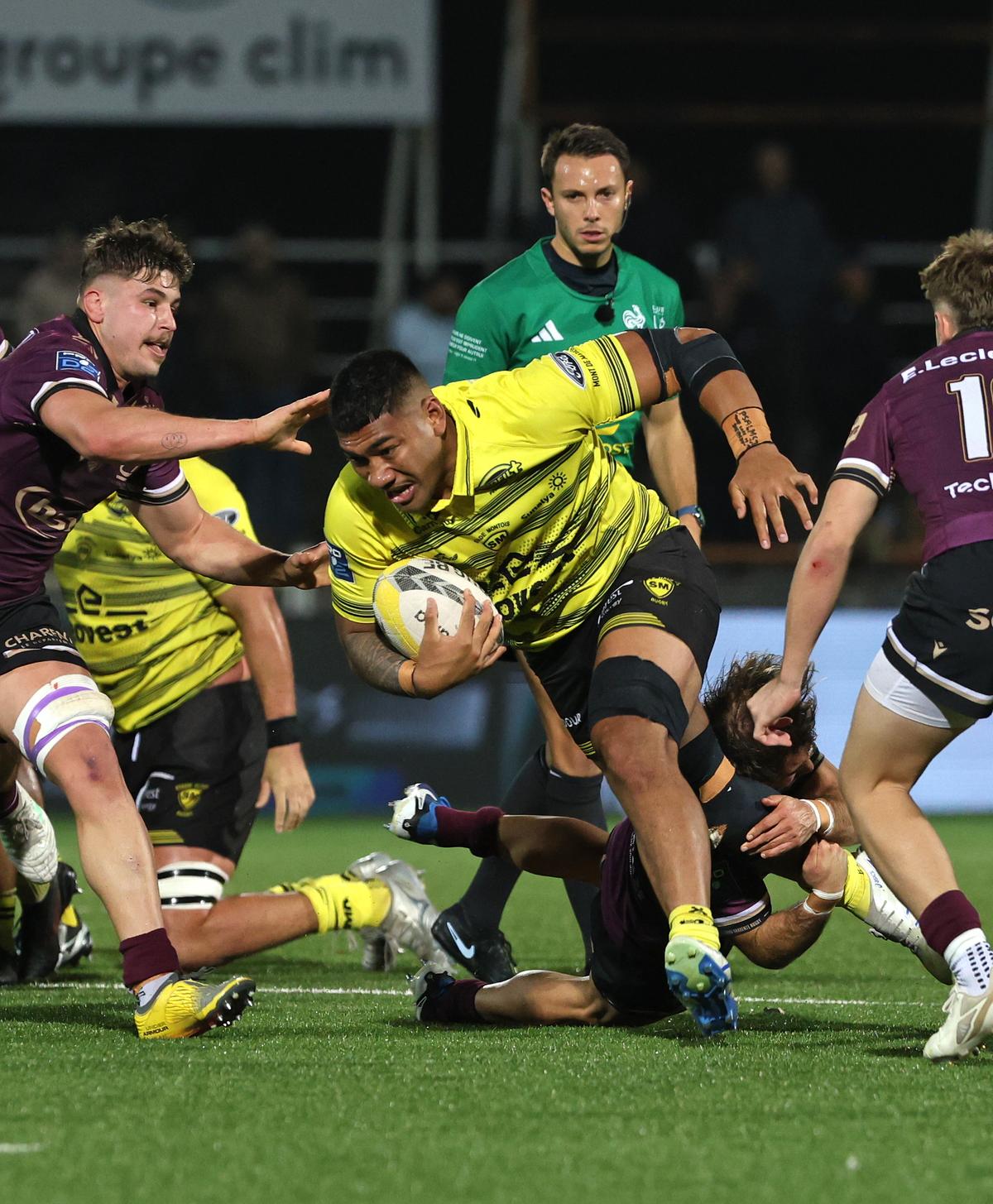 Le pack jaune et noir, à l’image de Sam Tuifua, a une fois de plus échoué à rivaliser en conquête dans un match à enjeux. Inquiétant.