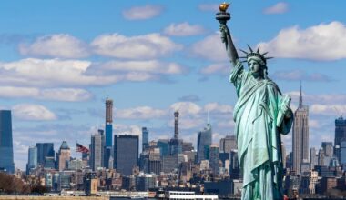 la confiance des consommateurs au plus bas depuis plus de trois ans