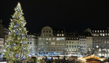 Féérique et ultrasécurisé: le marché de Noël de Strasbourg ouvre ses portes : Actualités