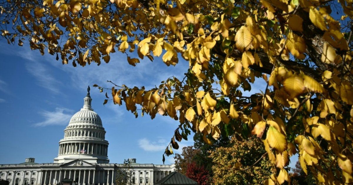 Le Congrès américain adopte un texte permettant de lever la paralysie budgétaire : Actualités