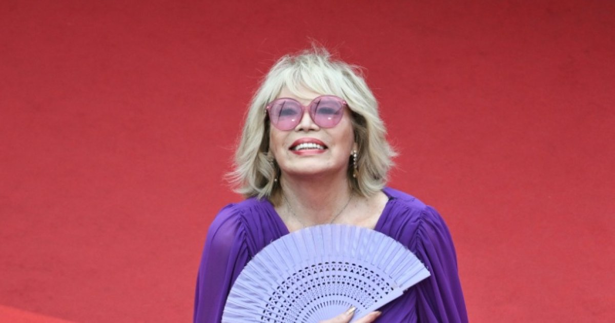 Amanda Lear, en français pour la première fois dans son dernier album : Actualités