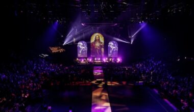 Les catholiques affichent leur foi au "Congrès Mission" à Paris : Actualités