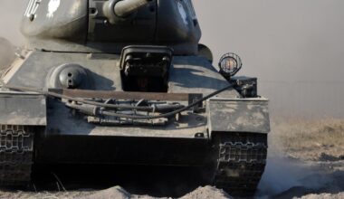 Le Royaume-Uni livre avec huit ans de retard des blindés à 11 millions d'euros... déjà obsolètes : Actualités