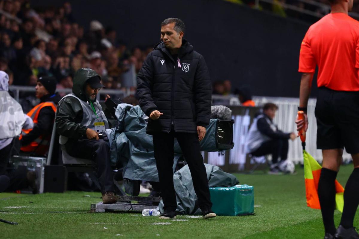 Nantes sur une mauvaise pente et sans progrès : le totem de son entraîneur Luis Castro vacille - L'Équipe