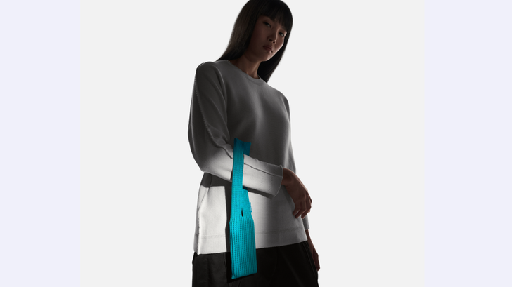 L’« iPhone Pocket », le nouvel accessoire hors de prix d’Apple, devient la risée d’Internet. (photo mise en ligne par la marque)