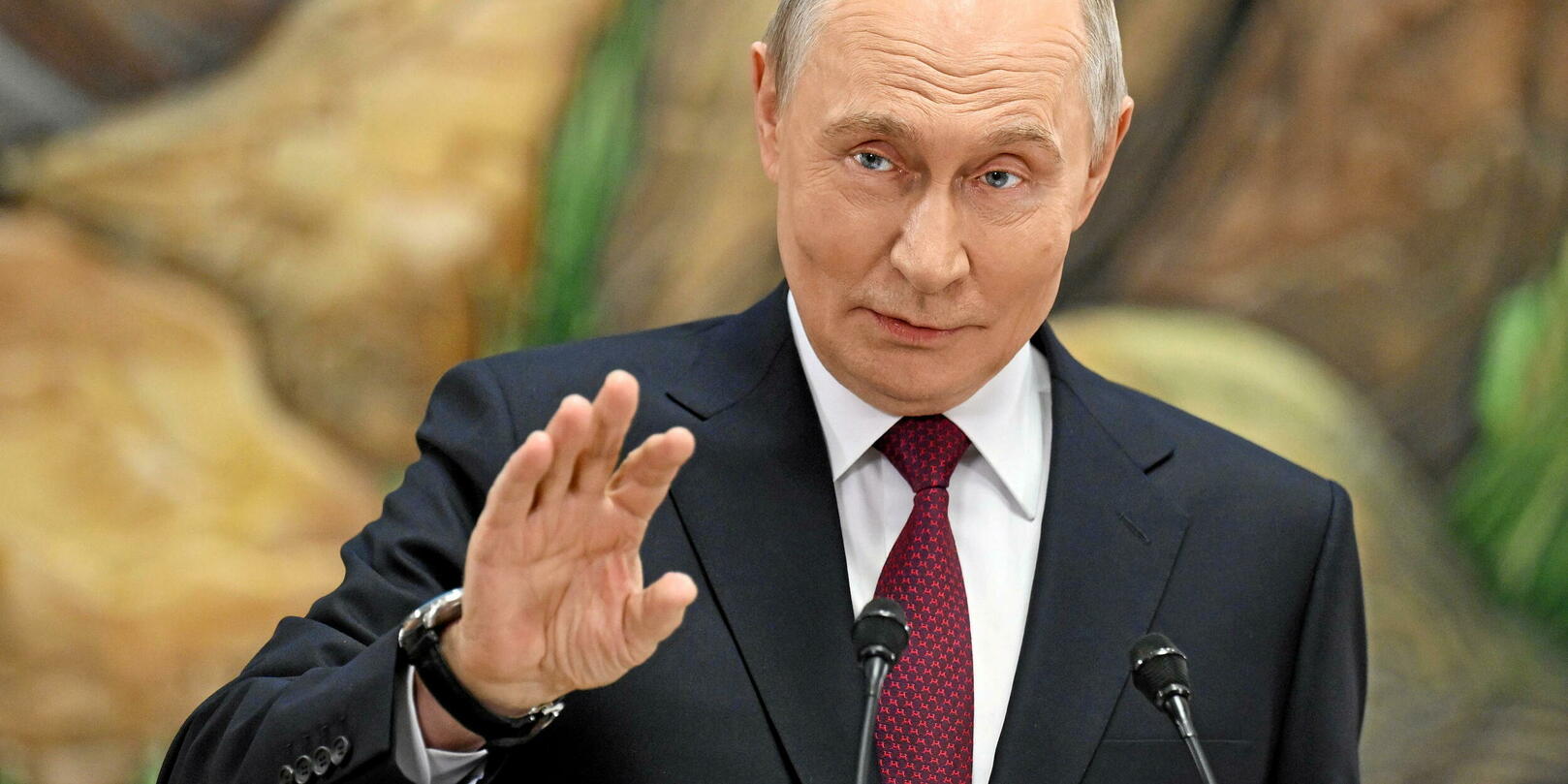 Poutine dit à Trump ce qu’il veut entendre, mais reste inflexible