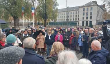 plus de 350 personnes rassemblées à Nantes