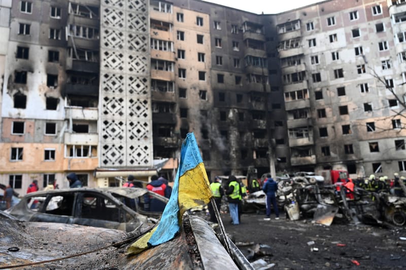 Au moins 26 personnes sont mortes dans des frappes russes sur la ville de Ternopil dans l'ouest de l'Ukraine le 19 novembre 2025