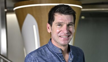 Stefan Etcheverry et Thomas Lombard, qui sont les commentateurs des matches du XV de France sur TF1 ? - L'Équipe