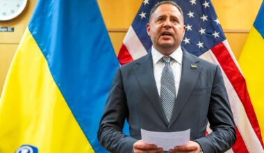 le domicile d’Andriy Yermak, chef de cabinet de Volodymyr Zelensky, fait l’objet d’une perquisition des services anticorruption