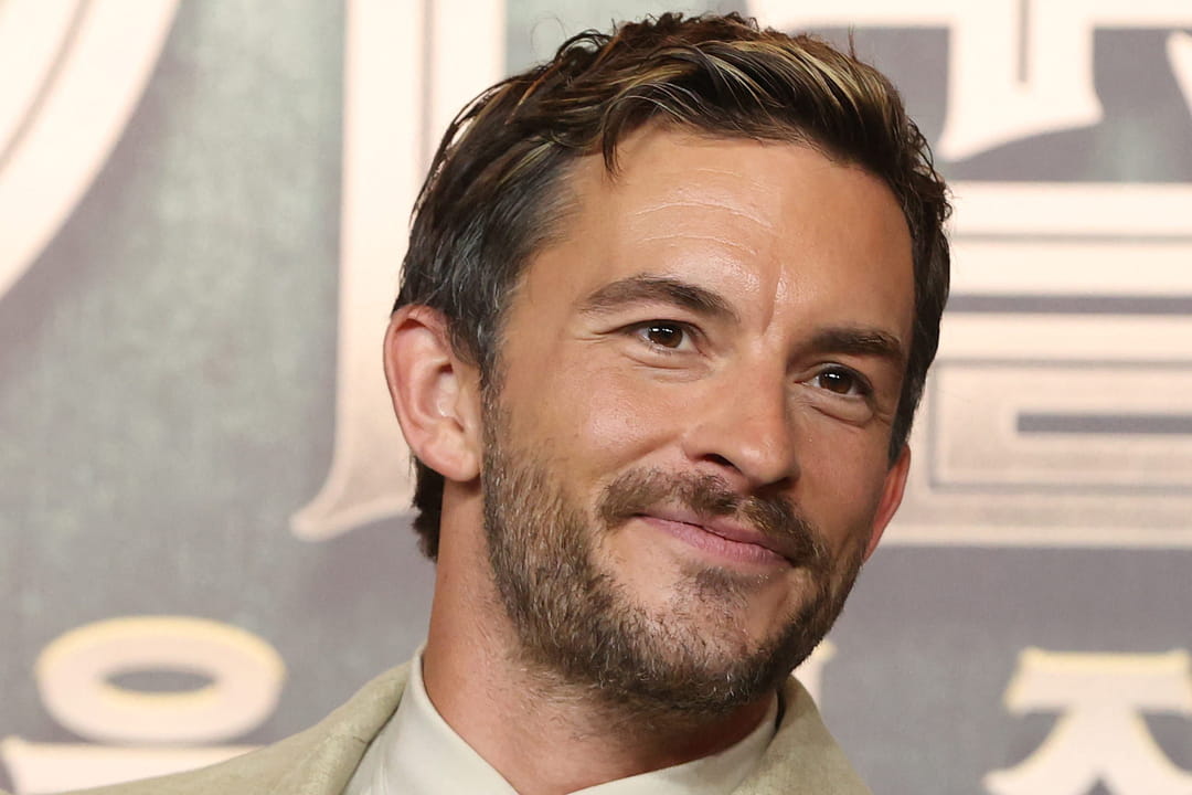 Jonathan Bailey et sa vie privée : il balance sur ses "meilleurs rencards" - Journal des Femmes