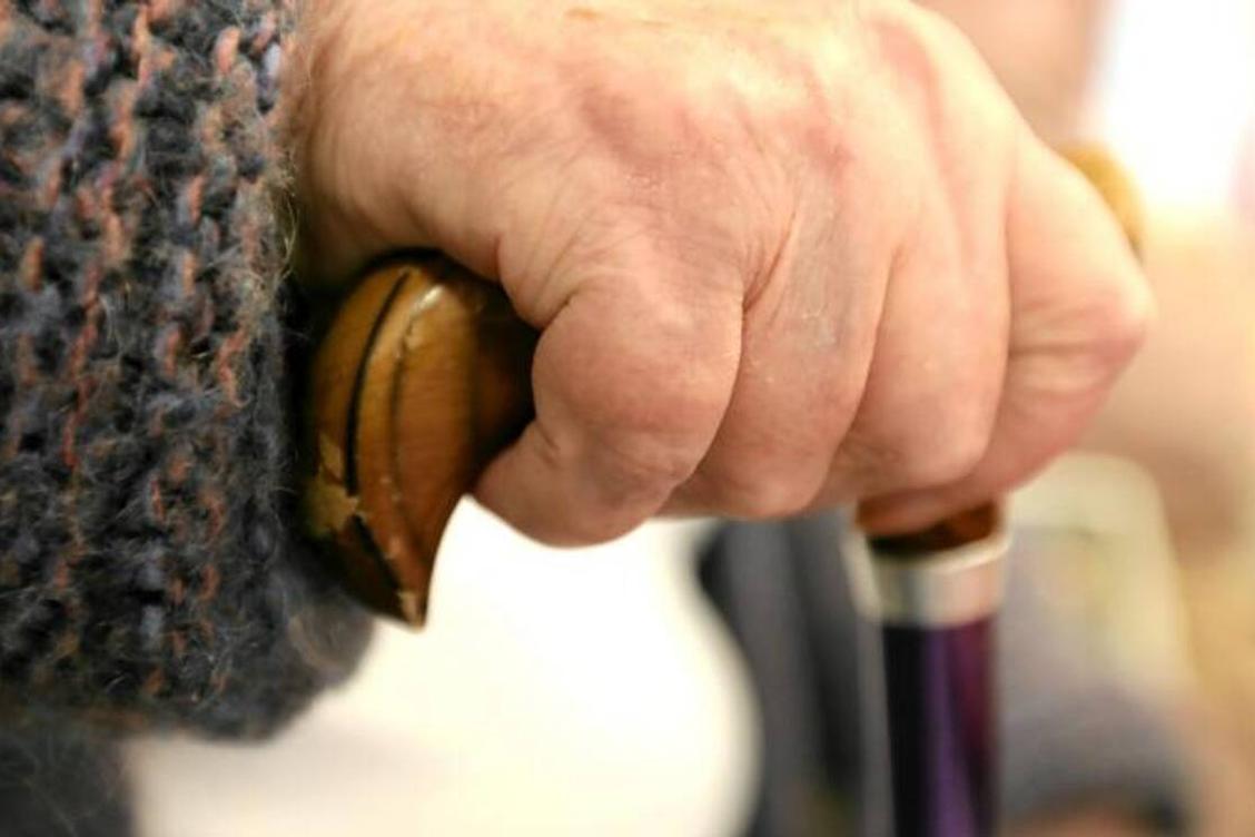 Âgée de 99 ans, elle patiente 64 heures sur un brancard aux urgences du CHU de Rouen