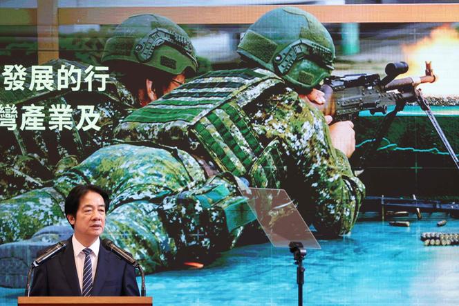 Le président taïwanais, Lai Ching-te, présente son « Plan d’action pour la sauvegarde de la démocratie taïwanaise et de la sécurité nationale » au palais présidentiel de Taipei, le 26 novembre 2025.