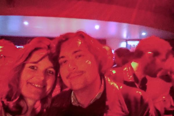 Au Bataclan, une heure avant l’attentat, la dernière image de la Niçoise Cécile Misse et de son compagnon Luis Felipe Zschoche.