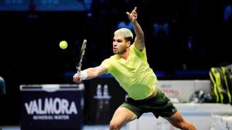 ATP Finals : Alcaraz écarte Auger-Aliassime et défiera Sinner en finale : Sports