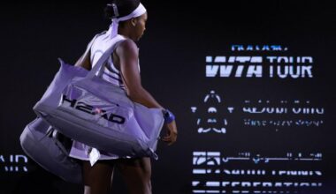 Élimination de la tenante du titre Coco Gauff, Aryna Sabalenka rejoint les demi-finales des Finales WTA - L'Équipe