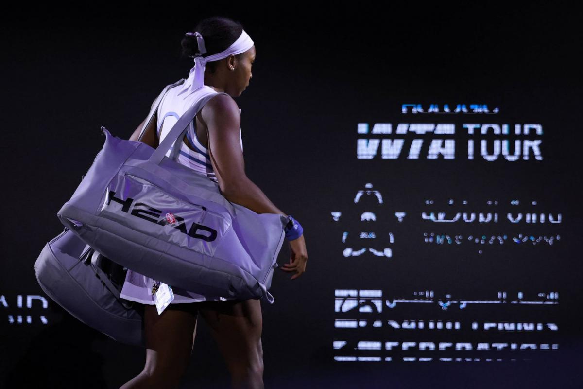 Élimination de la tenante du titre Coco Gauff, Aryna Sabalenka rejoint les demi-finales des Finales WTA - L'Équipe