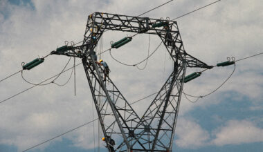 2 500 foyers toujours privés d'électricité