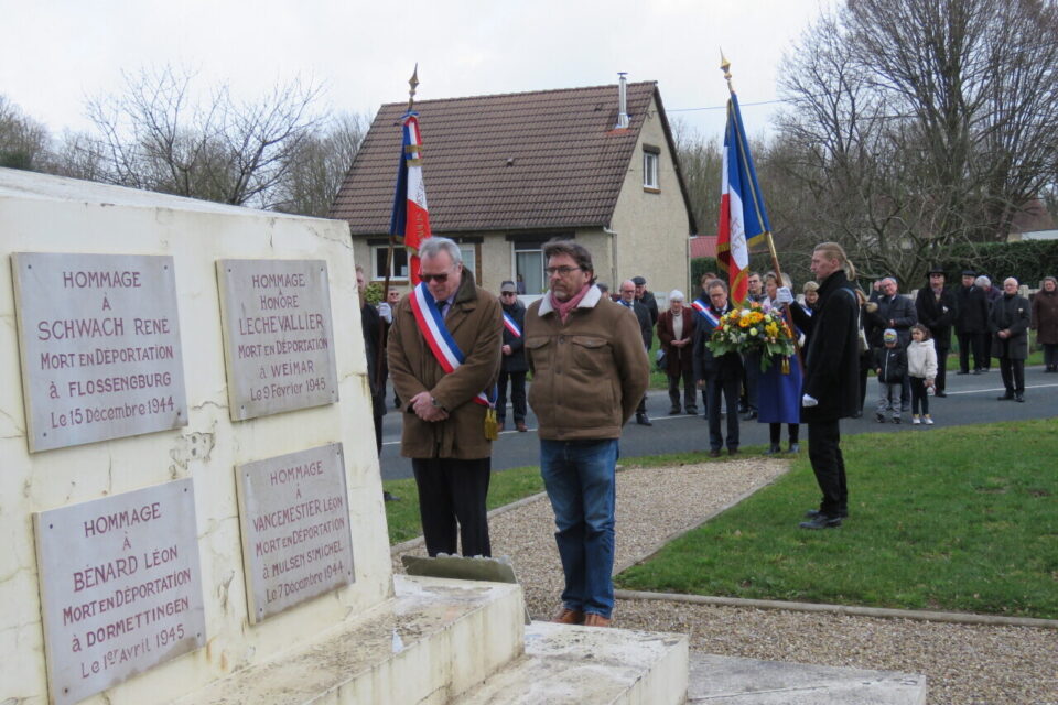 Saint Denis le Thiboult monument Diables noirs