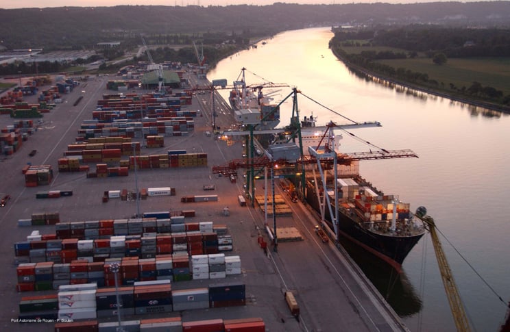 Des portiqueurs de Rouen se forment sur le simulateur havrais