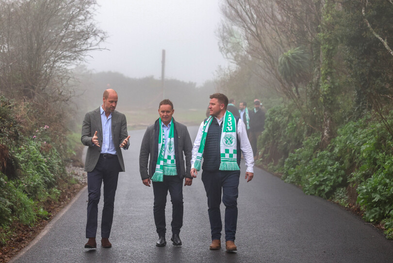 Avancer ensemble, c'est mieux sur une route sans trous.