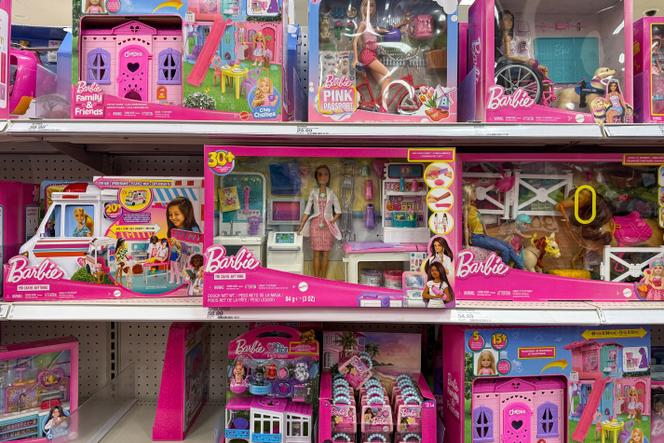 Rayon de jouets Barbie, dans un supermarché de l’Etat de New York, le 6 novembre 2025. 