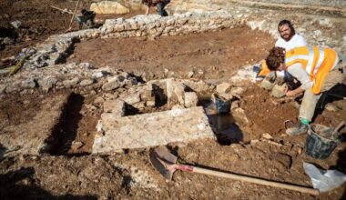 Des archéologues de l'Inrap à Toulon. © Flore Giraud, Inrap