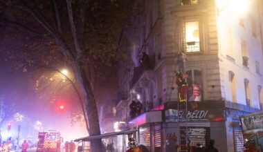 un incendie dans un immeuble fait quatorze blessés, dont deux graves