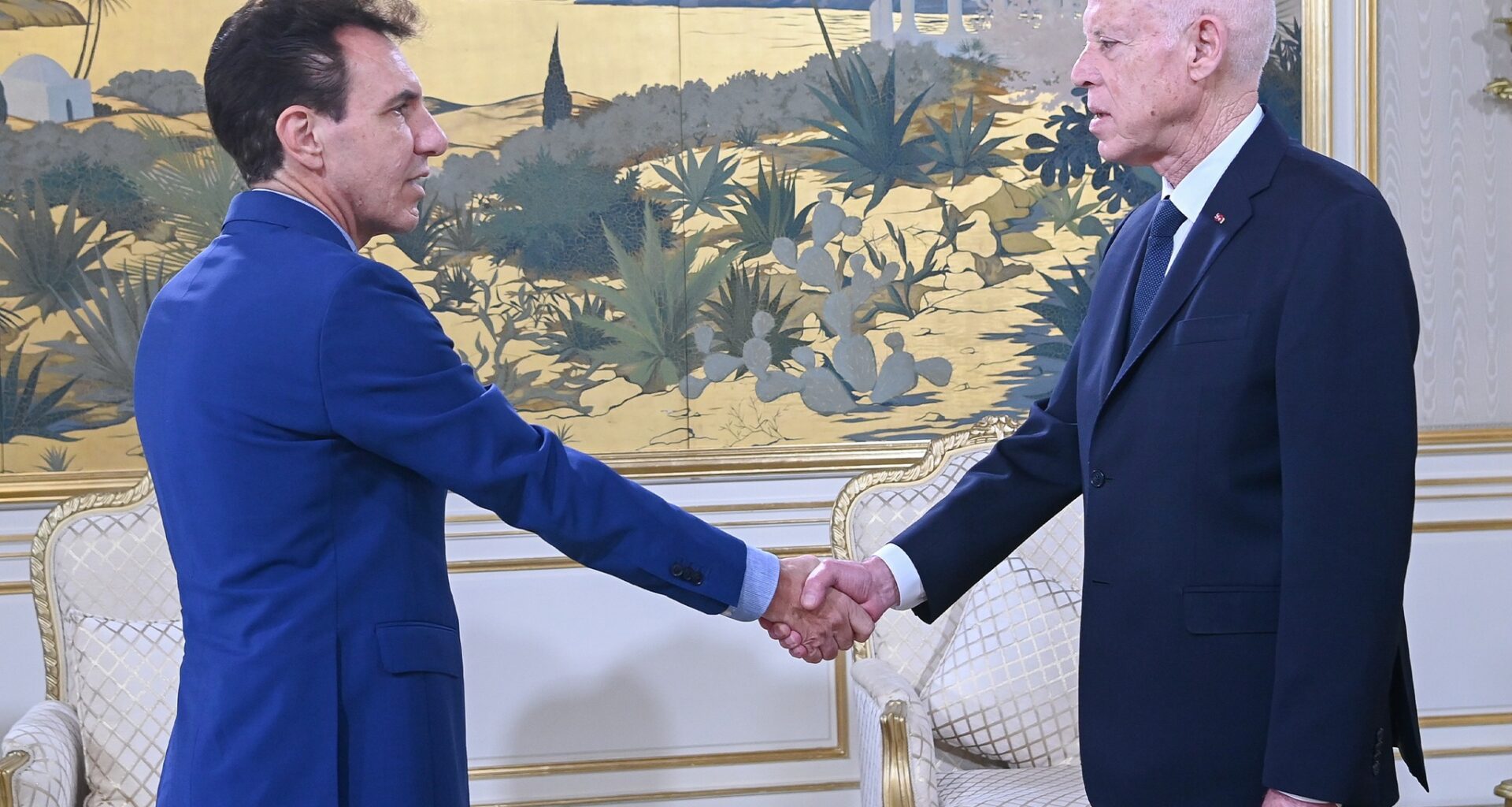 l’ambassadeur Perrone convoqué pour « entorse au protocole »