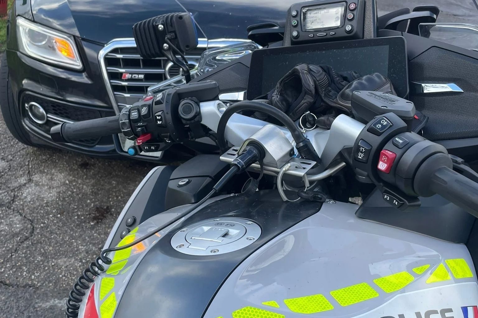 il est contrôlé à 112 km/h... au lieu de 50