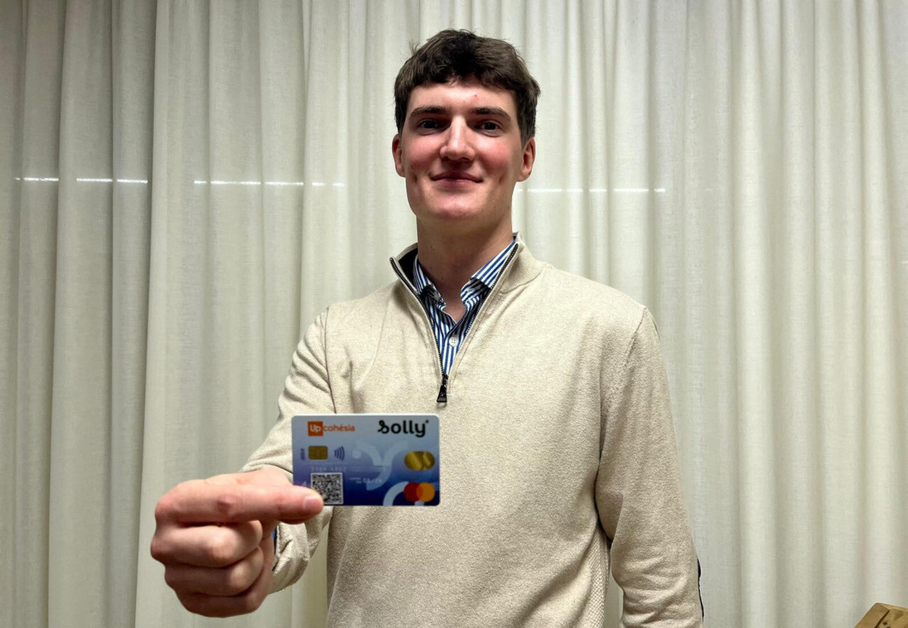 Lille. Cette carte bleue permet de faire des dons aux personnes sans-abri même si vous n'avez pas de monnaie