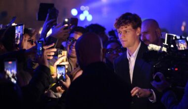 Oublié le forfait en Coupe Davis, Jannik Sinner reçut en rock star à Turin pour ses débuts aux Finales ATP