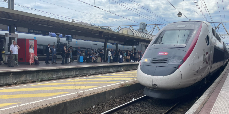SNCF : une liaison TGV entre Lyon et Bordeaux d'ici 2027 ? 