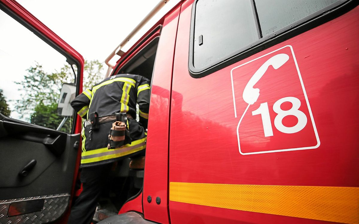 Deux blessés, dont un pompier, dans un incendie à Rennes