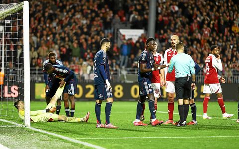 Même Dominik Greif a prétendu avoir des crampes pendant la rencontre.