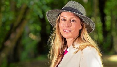 La Bretonne Adélaïde de Clermont-Tonnerre reçoit le prestigieux prix Renaudot 2025, son père se dit « bouleversé »