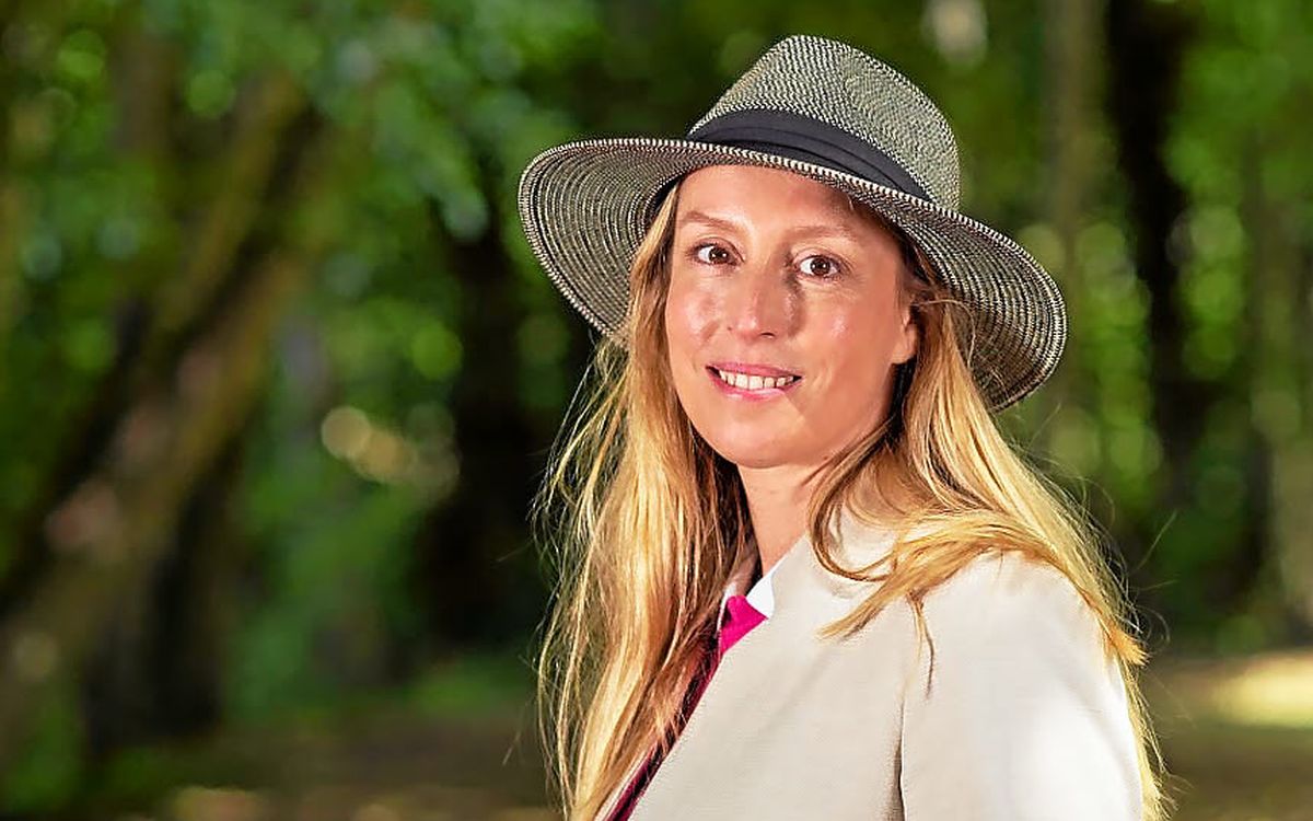 La Bretonne Adélaïde de Clermont-Tonnerre reçoit le prestigieux prix Renaudot 2025, son père se dit « bouleversé »