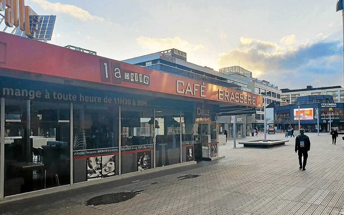 Un nouveau restaurant ferme sur cette place très fréquentée de Rennes