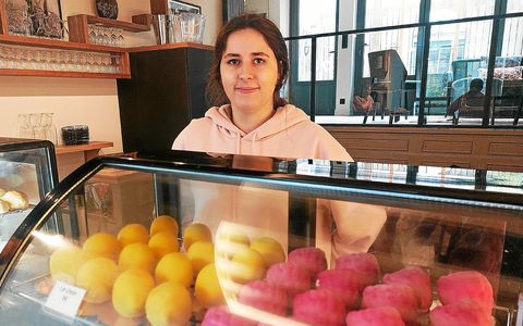 « J’ai ramené tous nos best-sellers. On a prévu 1 500 pièces. On va essayer de servir tout le monde » explique la pâtissière de 27 ans Noémie Daunay.