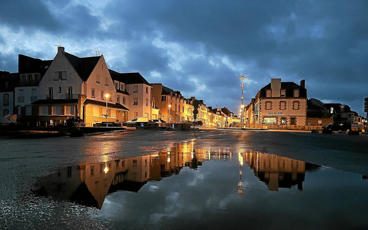 L’œil du photographe en Pays bigouden : un matin pluvieux à Loctudy