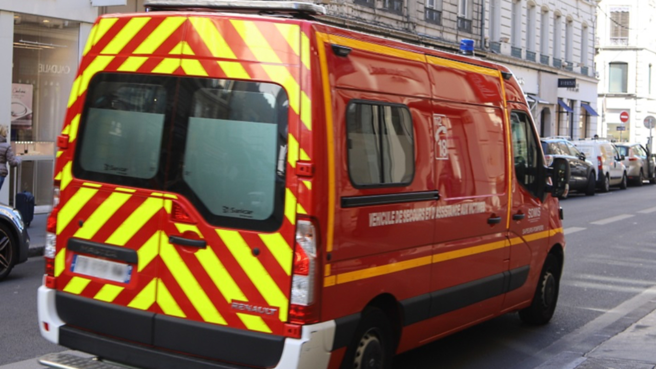 un véhicule percute quatre personnes dans le 6e arrondissement