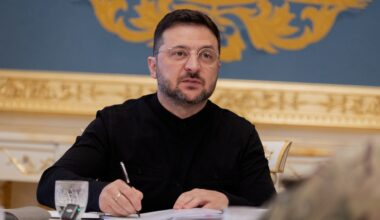 Emmanuel Macron recevra Volodymyr Zelensky lundi à Paris