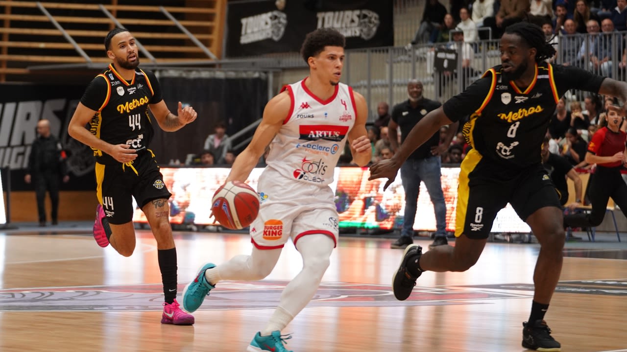 Théo Léon a enflammé Monconseil avec deux paniers primés consécutifs !