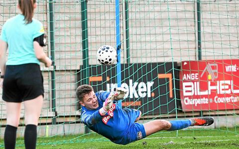 Aurélien Deniel s’est aussi montré décisif lors de la séance de tirs au but.